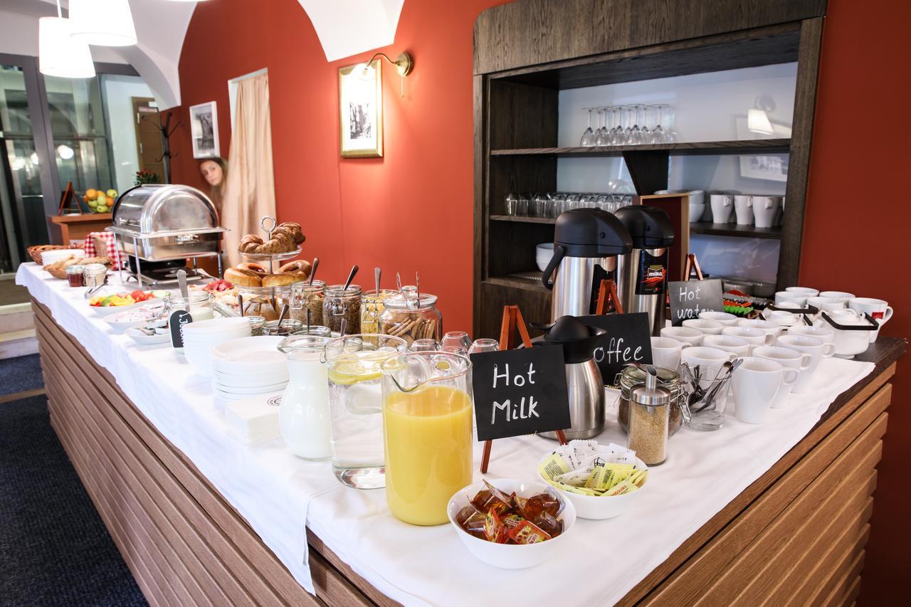 Aplend City Apartments Na Vrsku Bratislava Luaran gambar